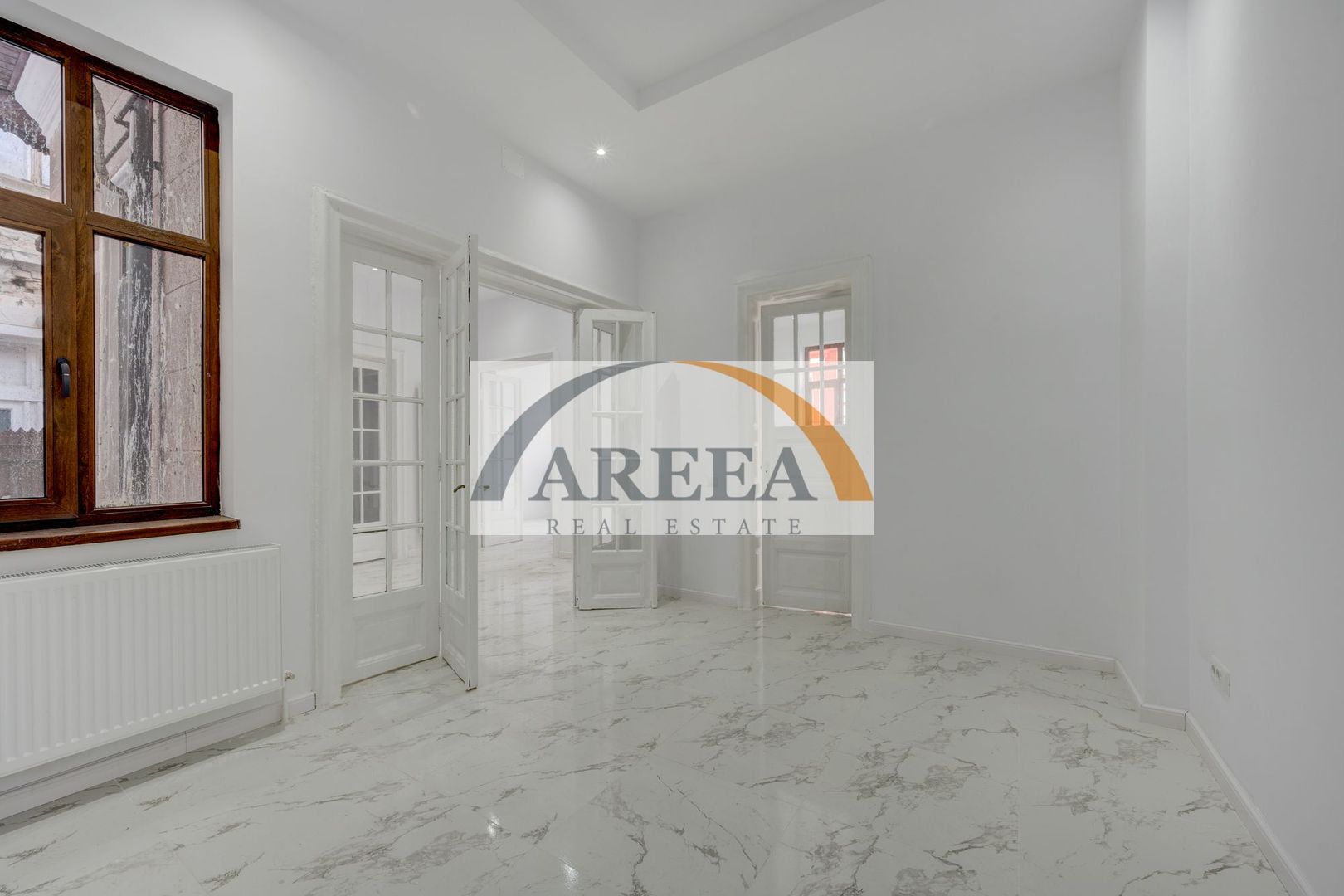 VILA RENOVATA SI ELEGANTA - 131 mp, 6 camere - Mitropolie / Unirii - Poză 3