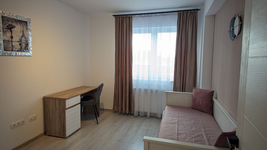 Apartament 3 camere de inchiriat - Poză 17