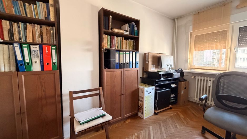 APARTAMENT 4 CAMERE | MIHALACHE | BLOC 84' - Poză 8