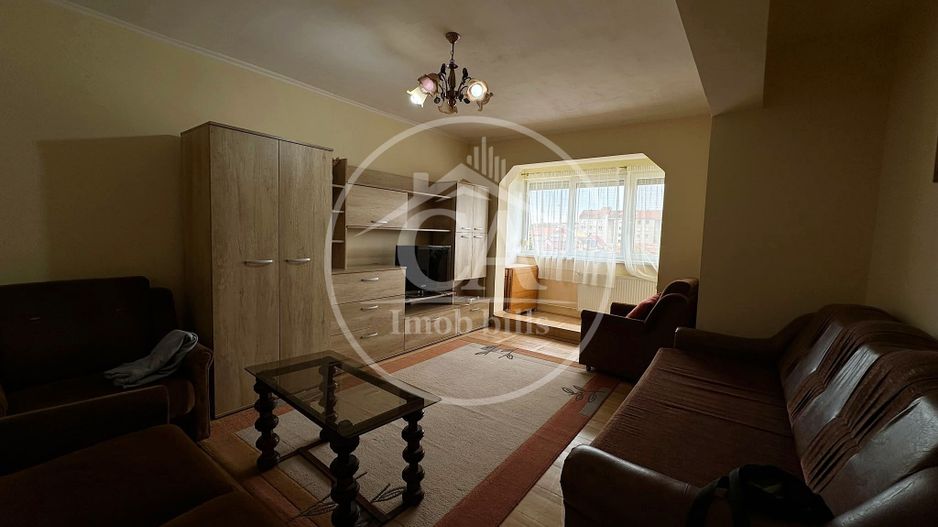 Apartament cu 3 camere de închiriat în zona Rogerius, Oradea. - Poză 2