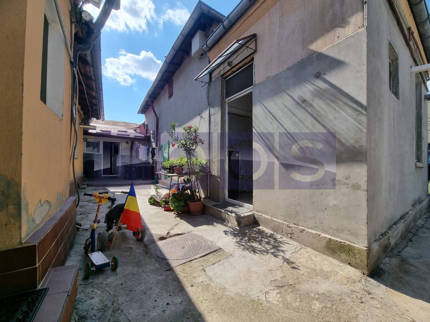 VANZARE CASA 2 CAMERE | ZONA TINERETULUI -CURTE COMUNA - Poză 12