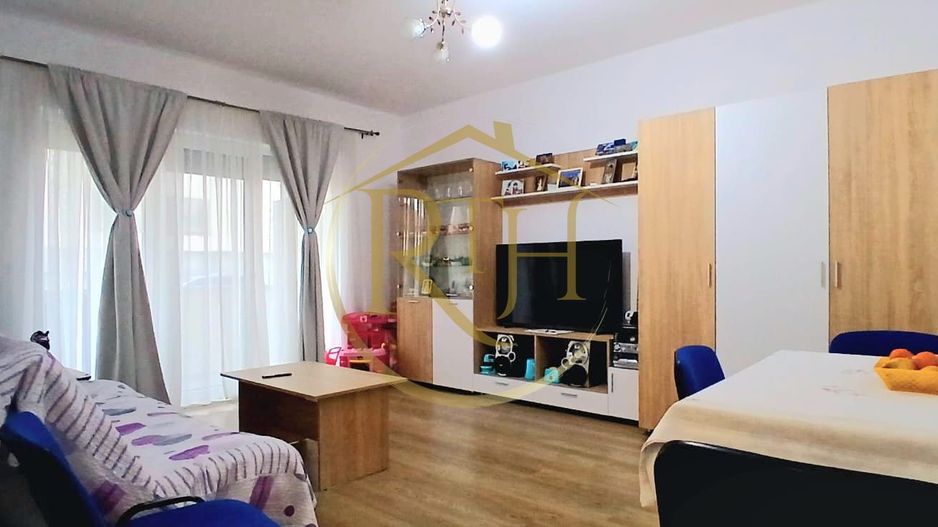 Oferim spre vanzare Apartament 2 camere tip SAD  + 2 locuri de parcare - Poză 1