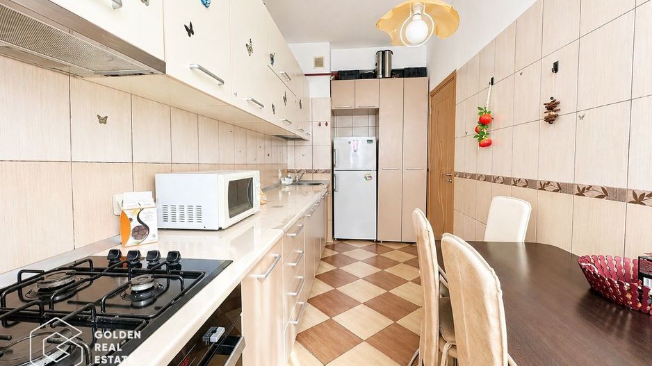 Apartament 3 camere, Ared UTA, etaj 5, parcare - Poză 12