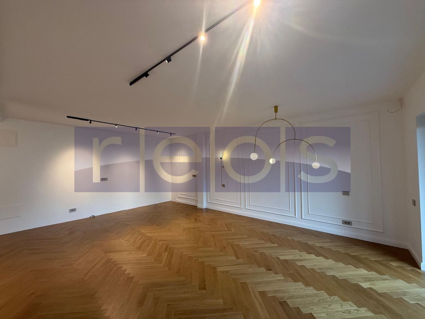 VANZARE APARTAMENT 3 CAMERE LUX | DESIGN PREMIUM | EROU IANCU NICOLAE - Poză 2