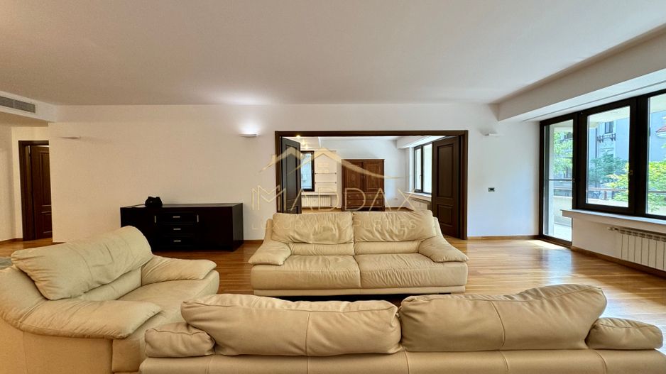 Apartament cu 4 camere 250mp* 2 parcări subterane / Dorobanti-Capitale - Poză 10