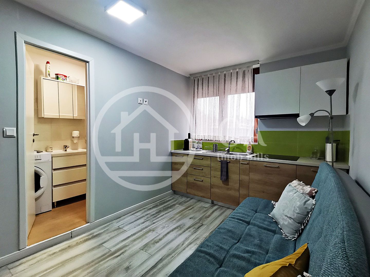 Apartament de inchiriat cu 2 camere in zona ultracentrala, Oradea - Poză 2
