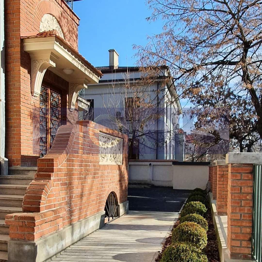 Vila Exclusivista zona Capitale - Poză 10