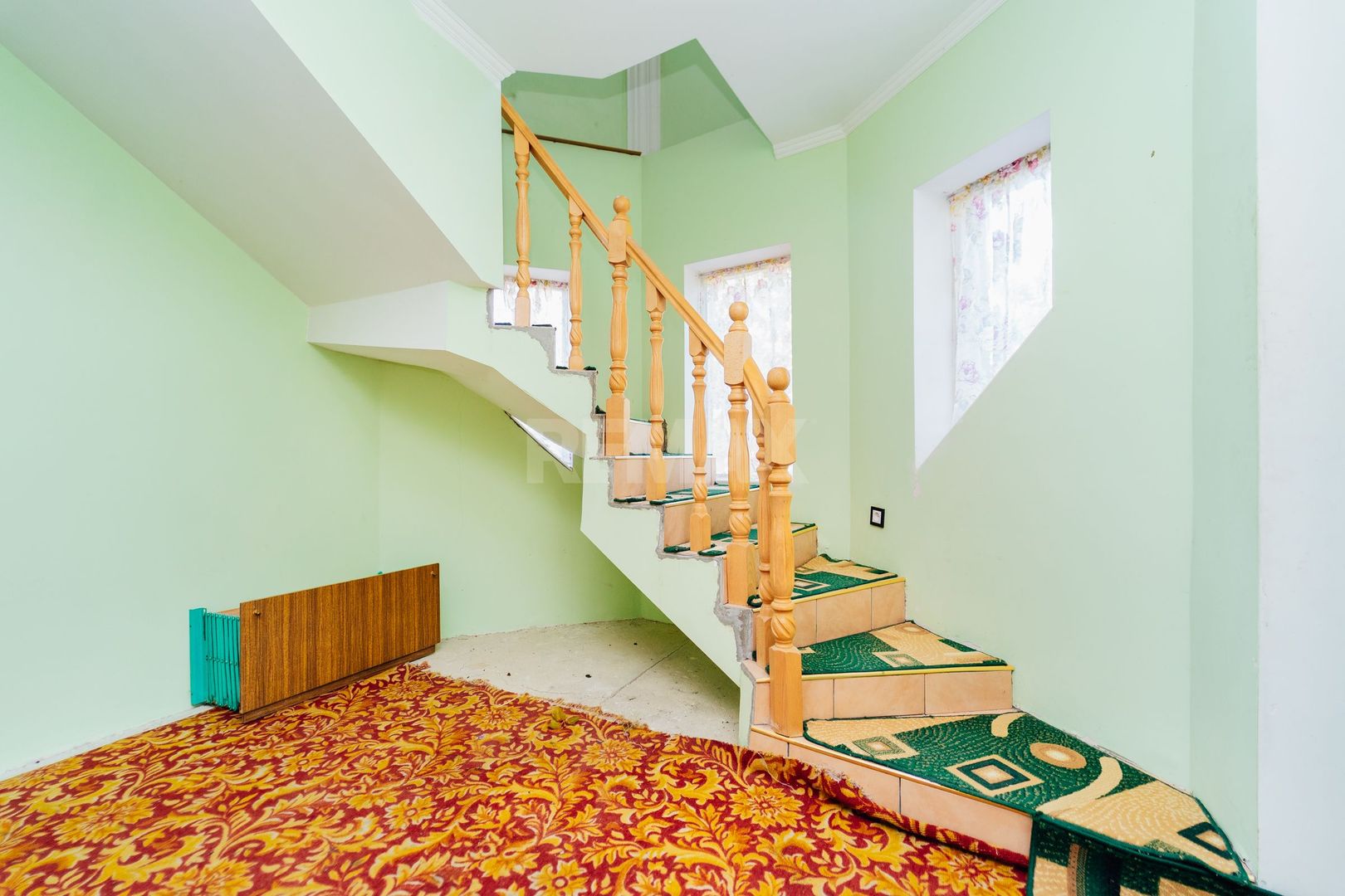 SE VINDE CASĂ DE VACANȚĂ ÎN TRUȘENI | TEREN 7,34 ARI - Poză 5