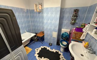 Ap 3 camere - transformat din alipirea a 2 garsoniere - 62 mp - parter - Poză 10