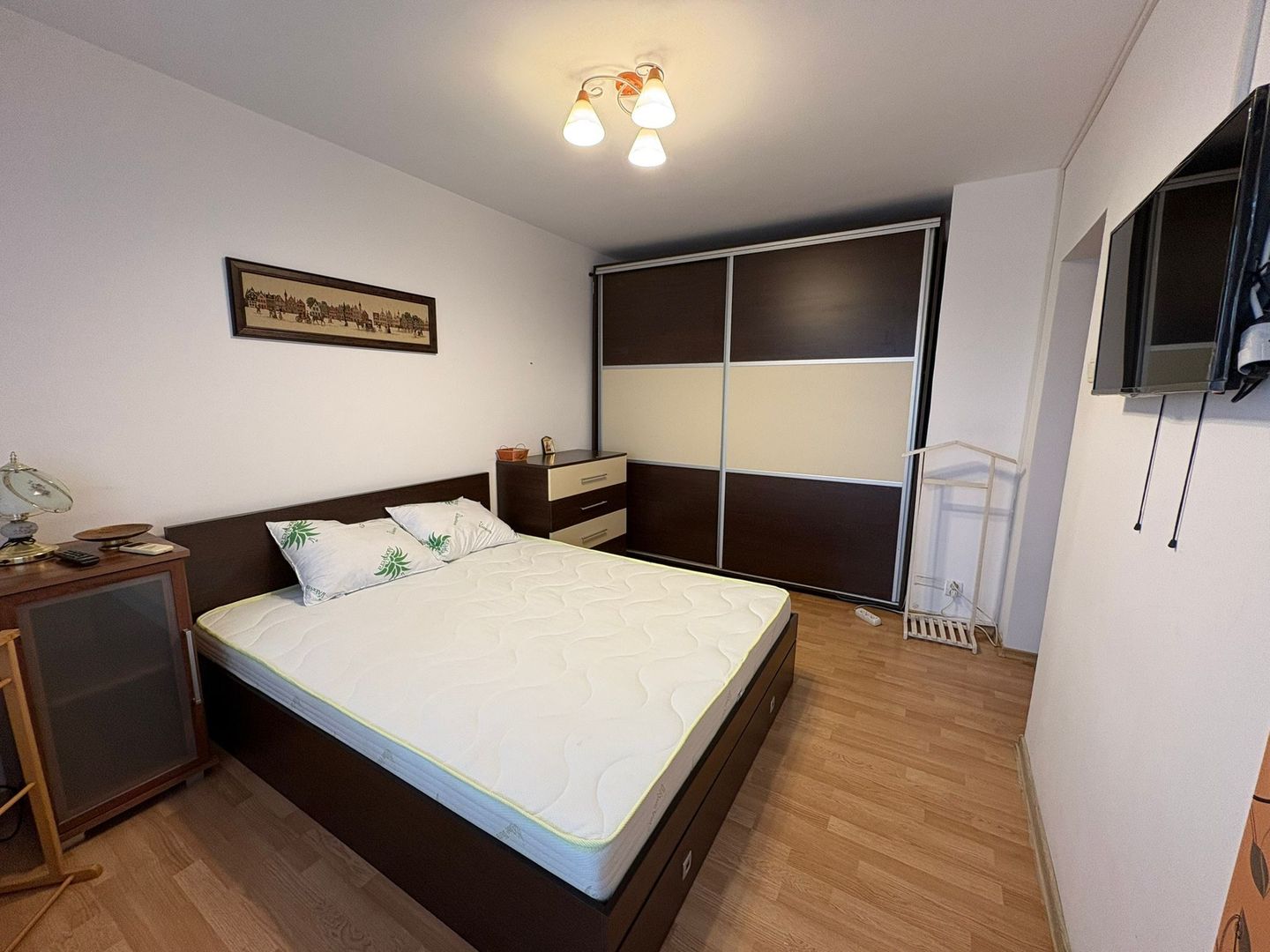 AP. 3 CAMERE APARATORII PATRIEI, LOC PARCARE, BLOC REABILITAT, METROU - Poză 4