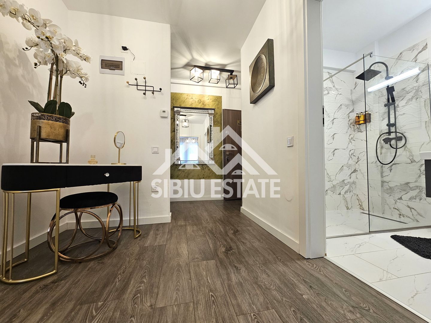 Apartament 3 camere, 2 bai Sibiu, dotat complet - Poză 7