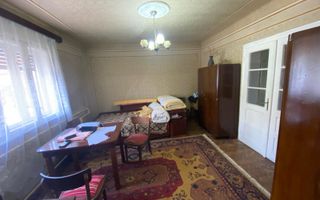 Casa zona Rogerius, strada Iasomiei - Poză 5
