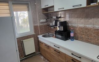 Apartament 4 camere decomandat, Podu Roș, la 14 minute de Palas - Poză 5