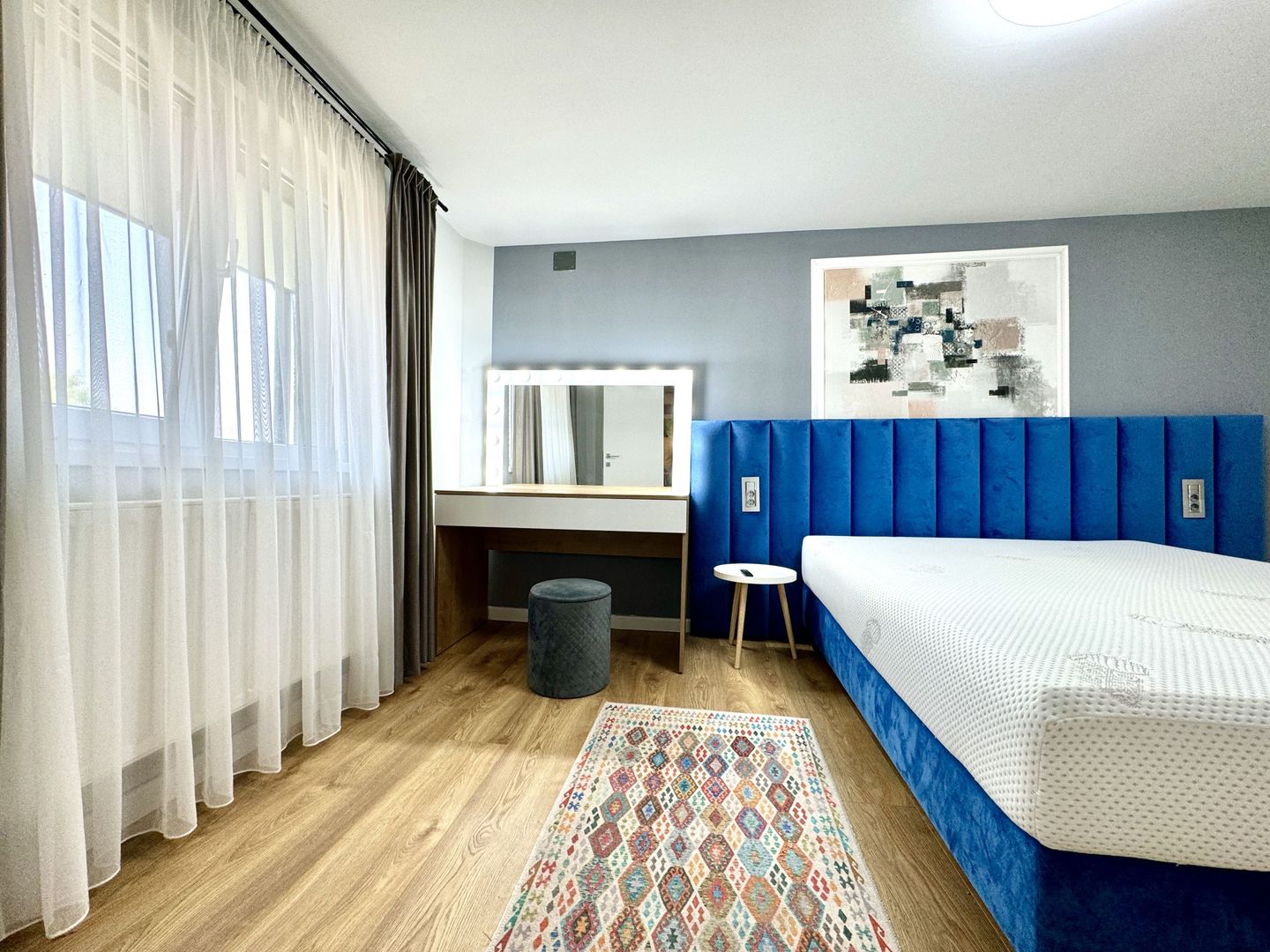 Apartament 2 camere CENTRAL - in clădire cu 4 apartamente - Poză 3
