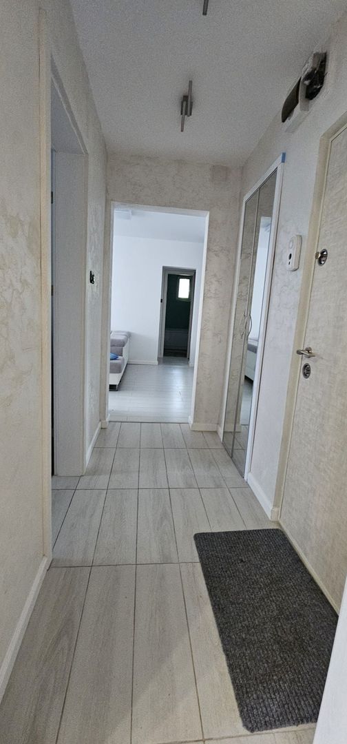 Inchiriez apartament 3 camere – Tiglina 3, etaj 1, mobilat si utilat - Poză 5