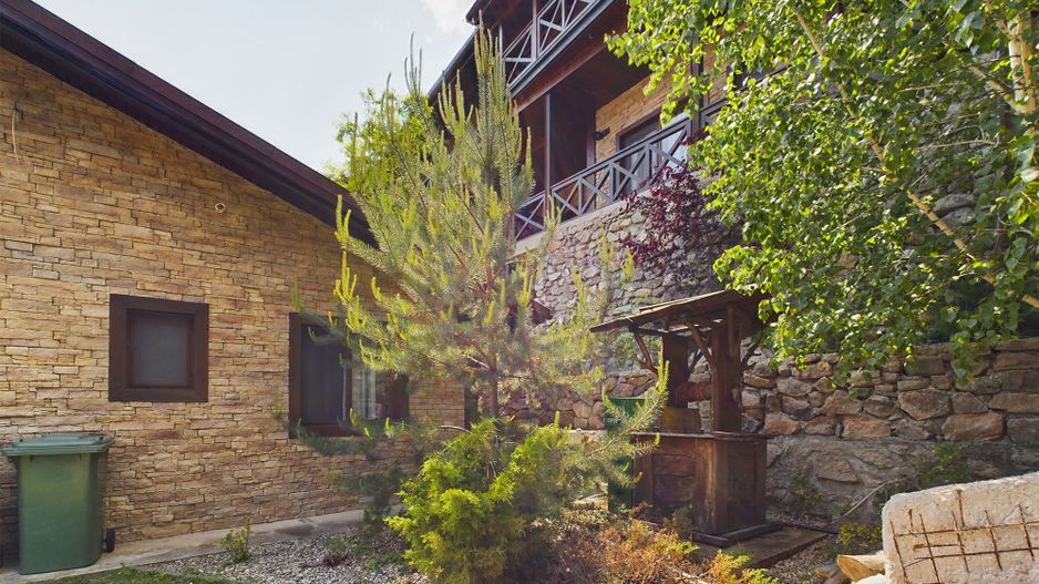 Pensiune de Lux pe Malul Dunării în Dubova - Poză 3