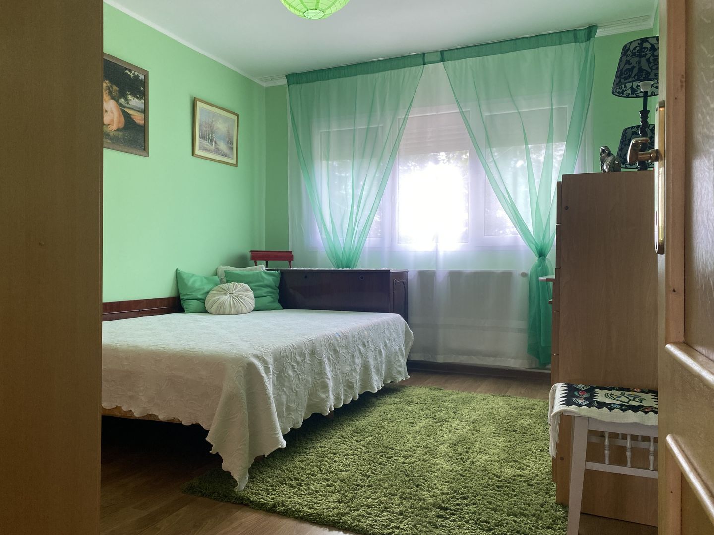 Oaza de liniste si verdeata! Vanzare casa cu 5 camere in Pucioasa - Poză 6