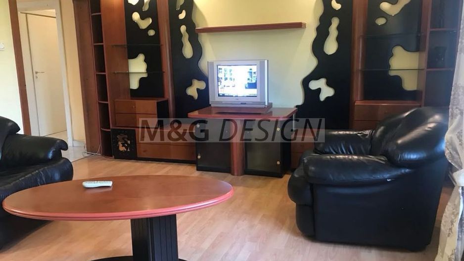 Apartament 3 camere zona Steaua etaj 2 - Poză 2