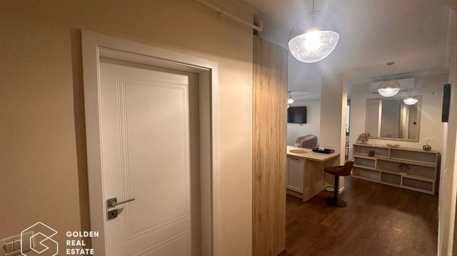 Apartament premium, zona Subcetate, 3 camere, 2 bai, loc parcare, sala, piscina - Poză 13