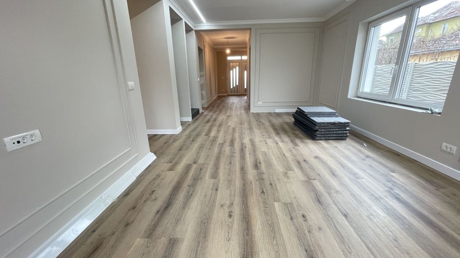 Proprietate premium,finisaje moderne,zona linistita-Ronat - Poză 2