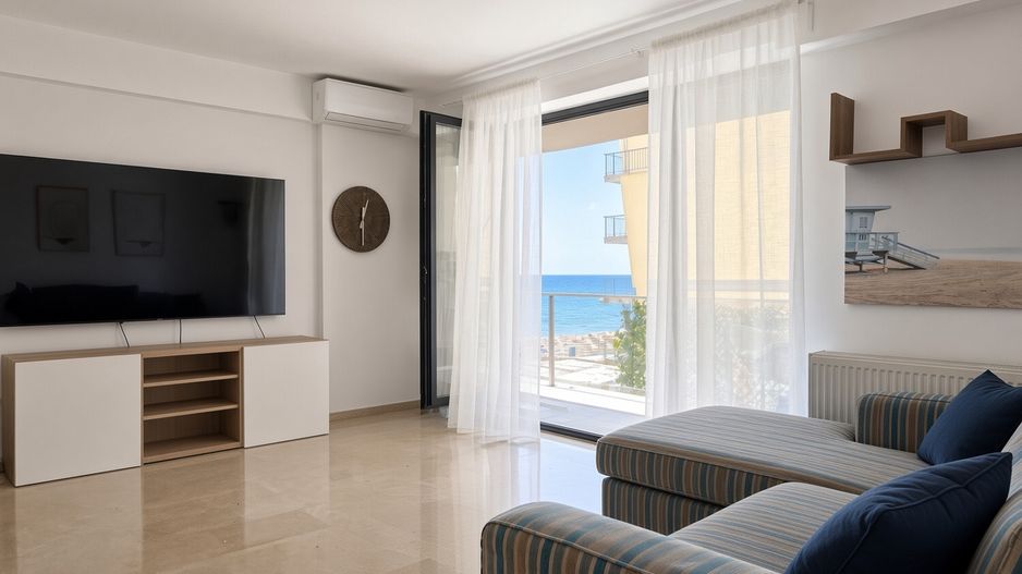 3 camere  langa plaja cu parcare | terasa si vedere la mare - Poză 2