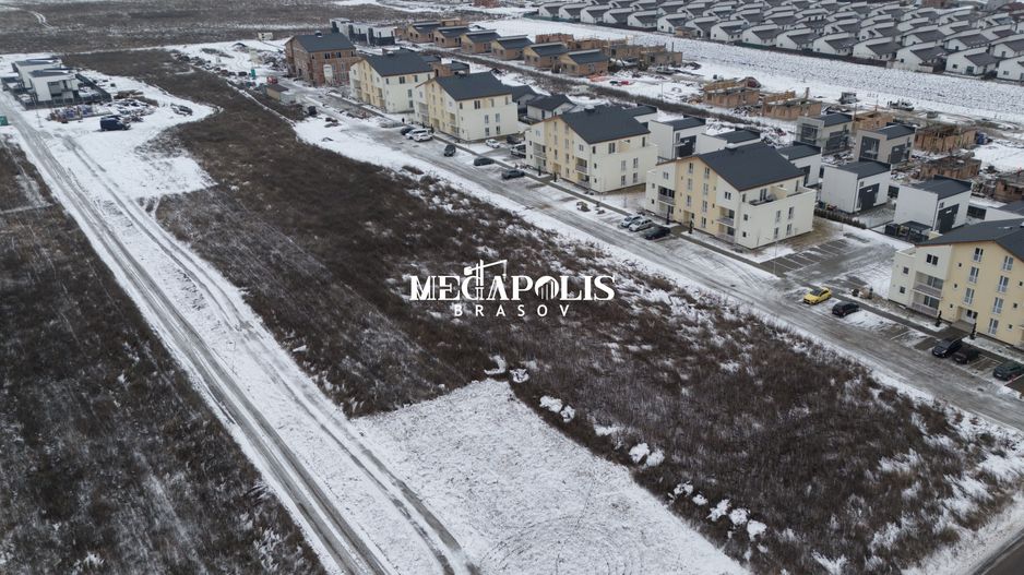 TEREN INTRAVILAN | TOATE UTILITĂȚILE | O PARCELĂ DISPONIBILĂ - Poză 3