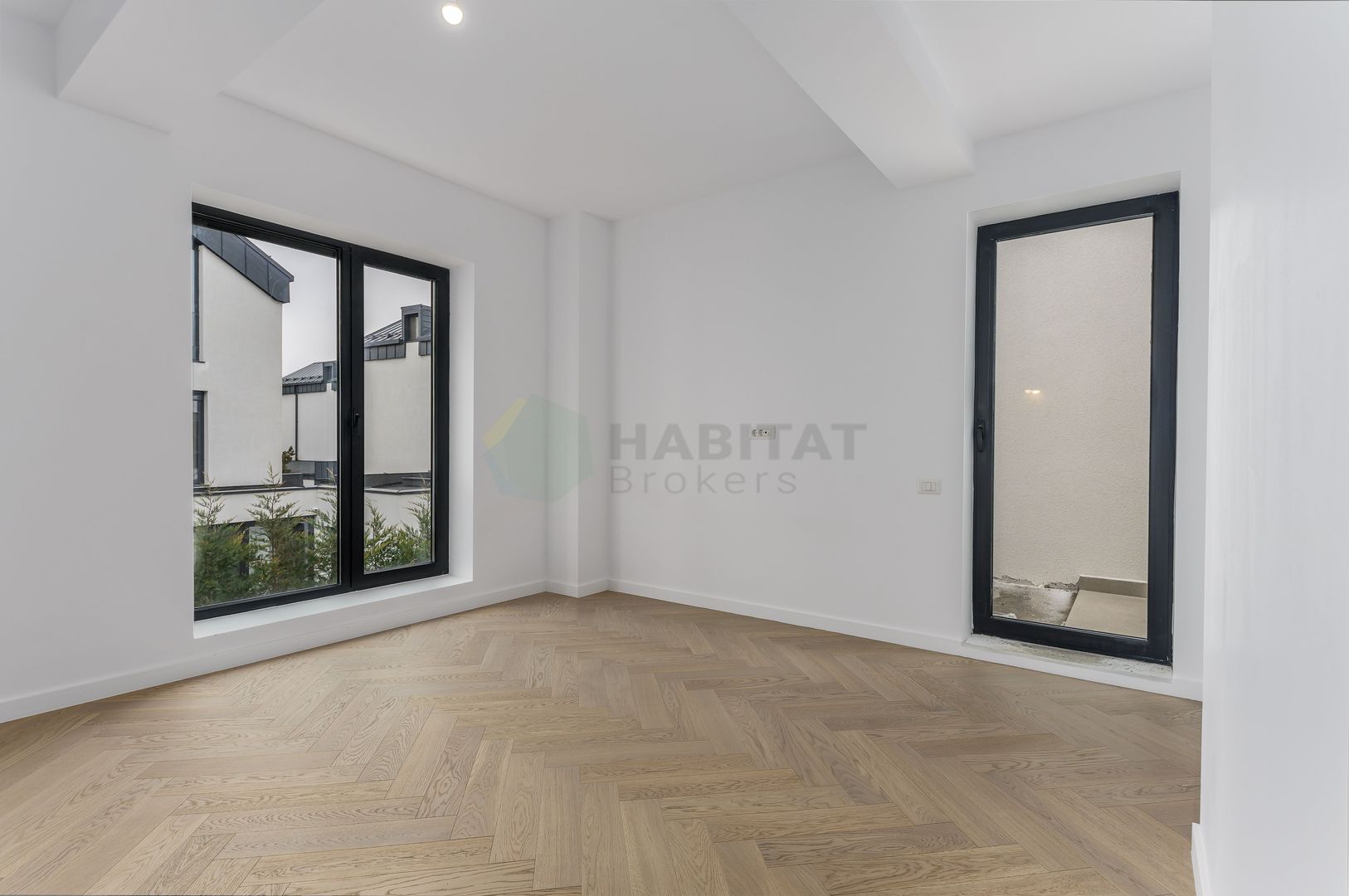 VILA IANCU NICOLAE, stil mediteranean, 5 dormitoare, 3 terase, gradina - Poză 14