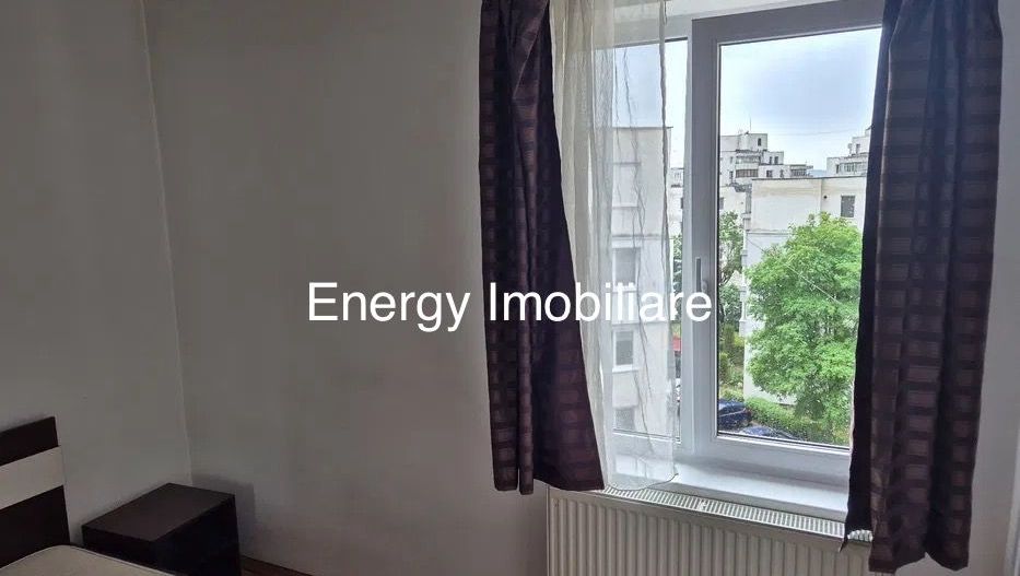 Apartament cu 3 camere,zona Tudor - Poză 4