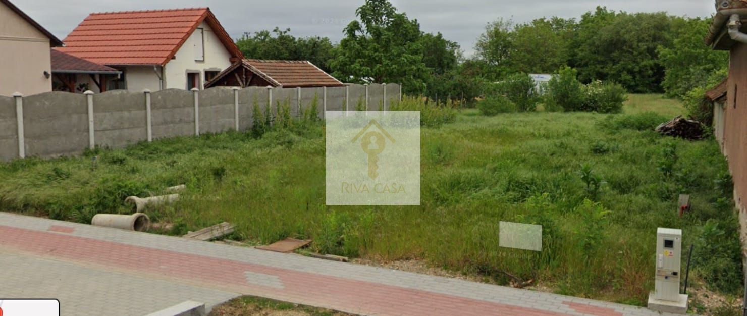 TEREN INTRAVILAN 1.400 MP – SÂNTION, LA DOAR 7 KM DE ORADEA - Poză 1