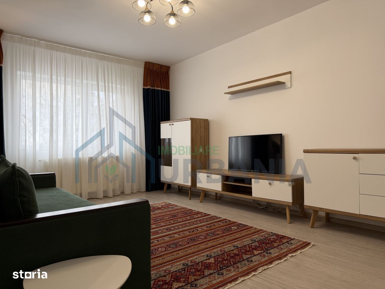 Persoană Fizică închiriez apartament cu 2 camere decomandat - Poză 2