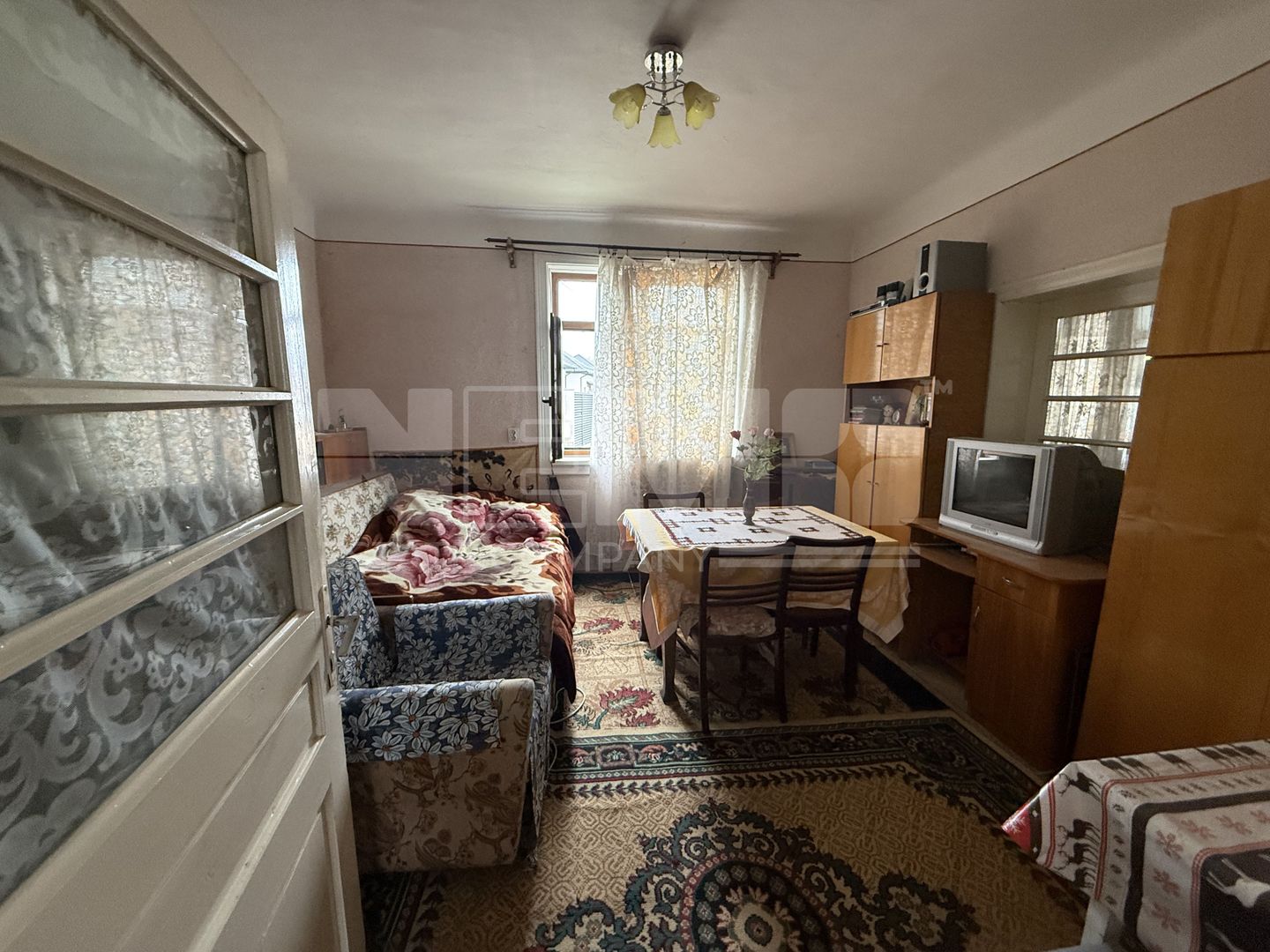 Casă de vânzare | Rădăuți  | Teren 1.135 mp | Zonă liniștită - Poză 3