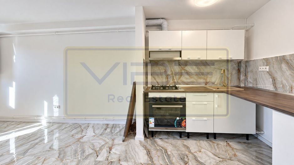 Garsoniera renovata- Poitiers- Mata Rosie - Continental/Aumovio - Poză 5