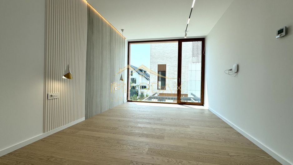 Vila cu 6 camere *575mp* / 2 locuri parcare // Pipera- Iancu Nicolae - Poză 26