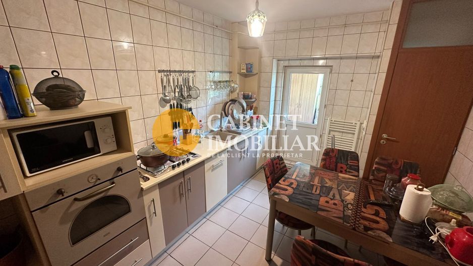 PACURARI - 3 CAMERE DECOMANDAT - ETAJ 2 - BLOC 1990 - Poză 1