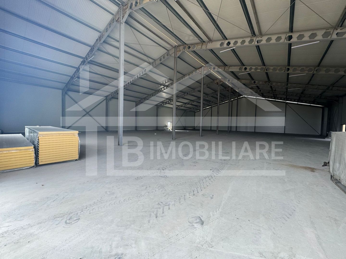 Spatiu industrial, 1250 mp, Zona Cristesti - Poză 3