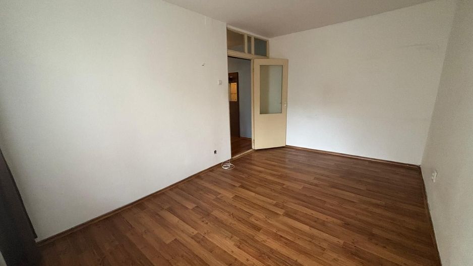 Apartament cu centrala proprie - Poză 1