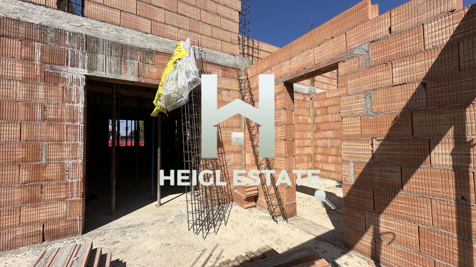 Duplex despărtit prin cameră tehinca Mosnita Noua - Poză 9
