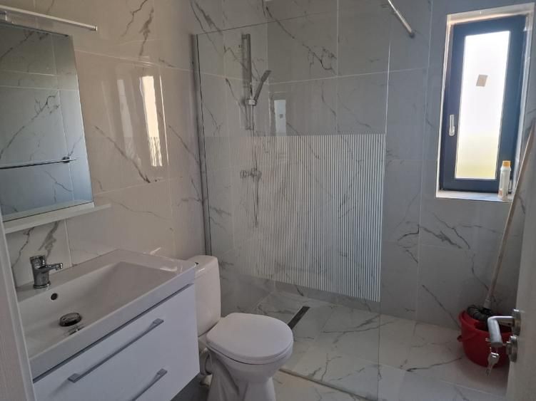 Propietar inchriez ap cu 2 camere mobilat utilat decomandat incalzire in pardose - Poză 6