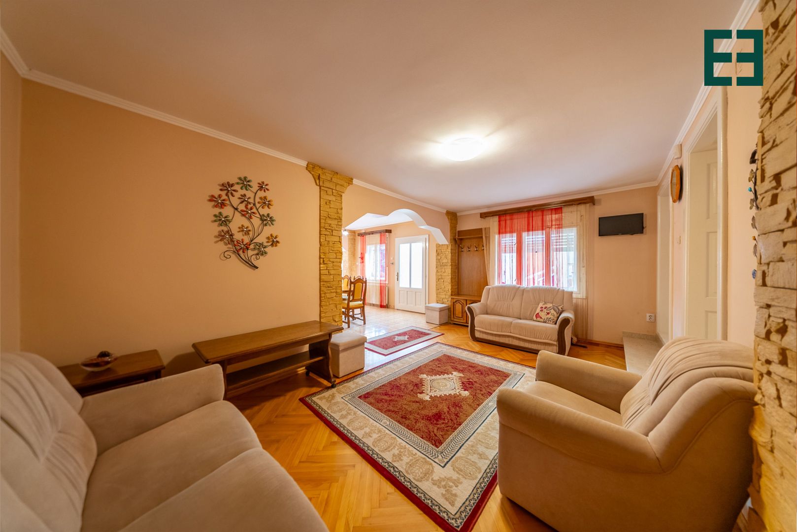 Casă 10 camere cu destinații multiple -  Pâncota - Arad - Poză 3