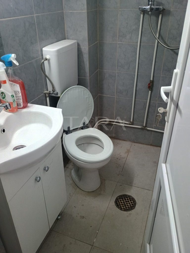 Garsonieră renovată pe strada Gârbău - Poză 3