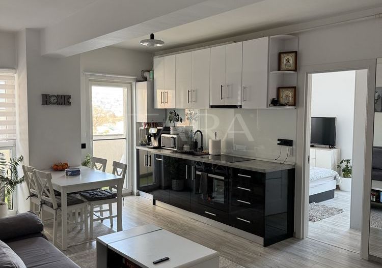 Apartament modern cu 2 camere și balcon generos – Mărăști. - Poză 1