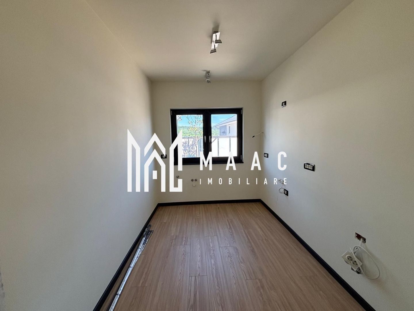 Casă 4 camere  | La cheie | 148 mp utili | 4 băi I Cisnadie - Poză 9