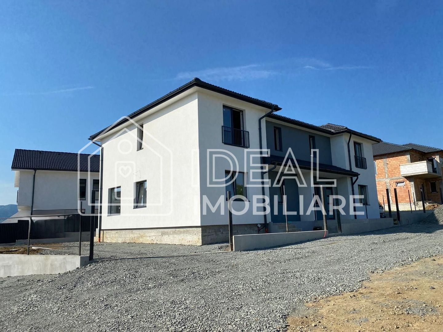 Casa cu 4 camere si 340 mp de curte, in Cartierul Arhitectilor - Poză 2