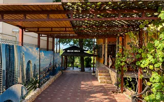 CASĂ CU PISCINĂ, SAUNĂ ȘI VEDERE PANORAMICĂ – TOHATIN - Poză 21