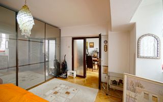 Apartament 5 camere in Piata Victoriei,bloc 1995 - Poză 3