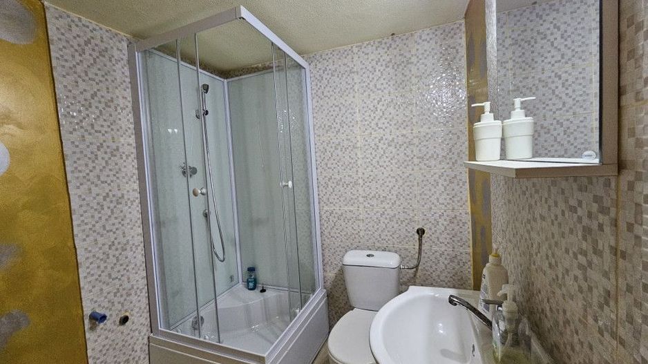 Casa mare, solida, Timisoara, D+P, 5 camere, 2 bai, Zona Lipovei - Poză 24