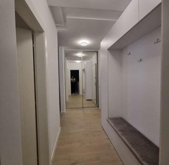 Apartament 2 camere de închiriat – VEDERE FRONTALA LA LAC/ Termen Lung - Poză 7