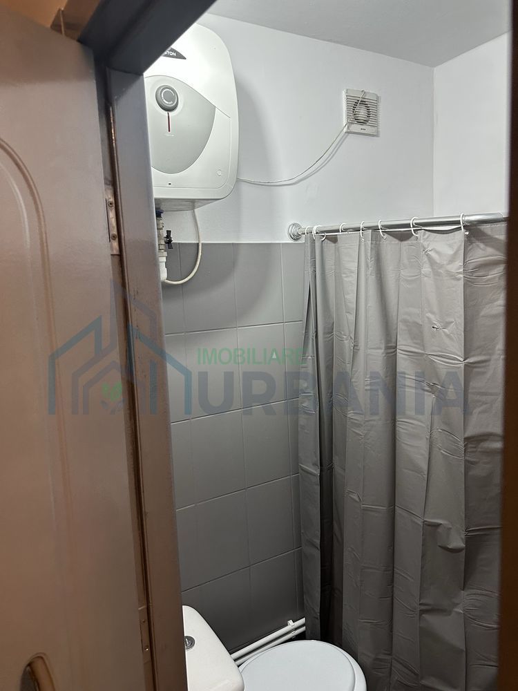 Garsonieră renovată de vânzare în Podu Roș, Iași - Poză 4