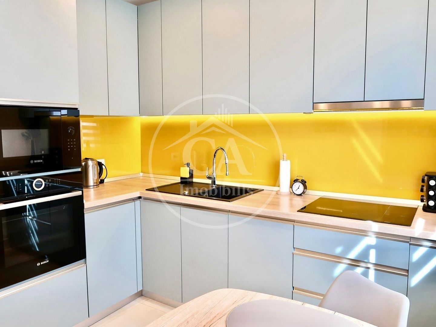 Apartament de vanzare  cu 3 camere Lux in zona Rogerius, Oradea. - Poză 11