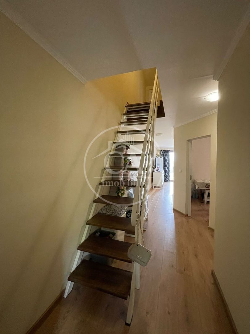 Casa de vanzare cu 3 camere tip duplex in zona Rogerius Oradea - Poză 13
